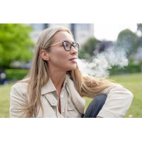 Cloud Blond Végétol® vs e-liquide classic blond PG/VG classique : quelles différences en goût et en vapeur ?